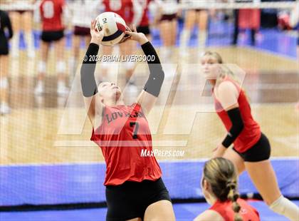 Thumbnail 1 in Pine Creek vs. Loveland (CHSAA 5A Round 1) photogallery.