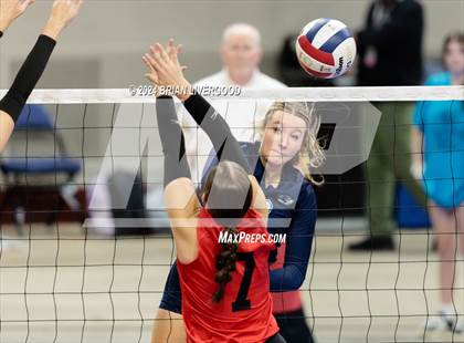 Thumbnail 1 in Pine Creek vs. Loveland (CHSAA 5A Round 1) photogallery.