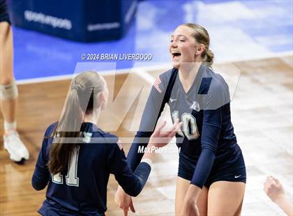 Thumbnail 3 in Pine Creek vs. Loveland (CHSAA 5A Round 1) photogallery.