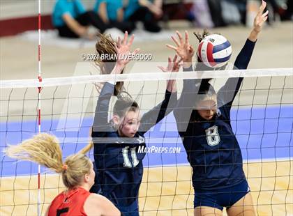 Thumbnail 3 in Pine Creek vs. Loveland (CHSAA 5A Round 1) photogallery.