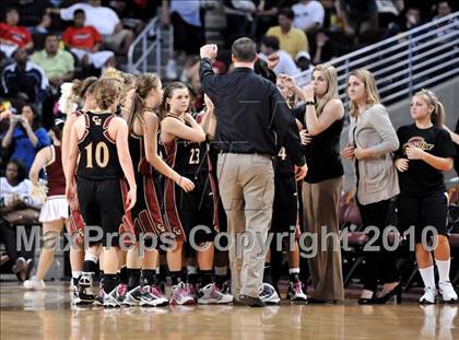 Thumbnail 3 in Clovis West vs. Poly (CIF SoCal D1 Final) photogallery.