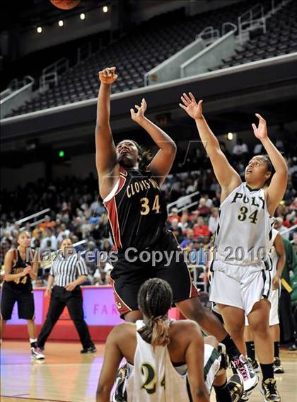 Thumbnail 1 in Clovis West vs. Poly (CIF SoCal D1 Final) photogallery.