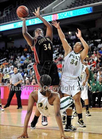 Thumbnail 3 in Clovis West vs. Poly (CIF SoCal D1 Final) photogallery.