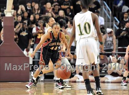 Thumbnail 2 in Clovis West vs. Poly (CIF SoCal D1 Final) photogallery.