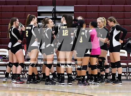 Thumbnail 1 in Clark vs. Faith Lutheran photogallery.