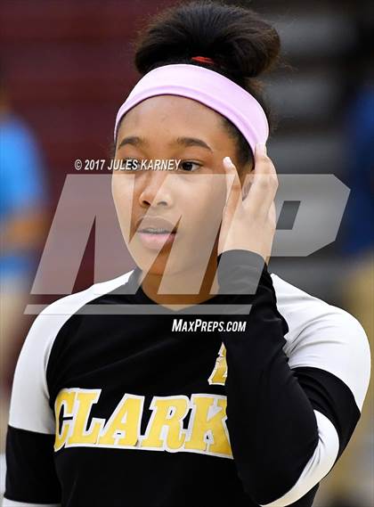 Thumbnail 3 in Clark vs. Faith Lutheran photogallery.