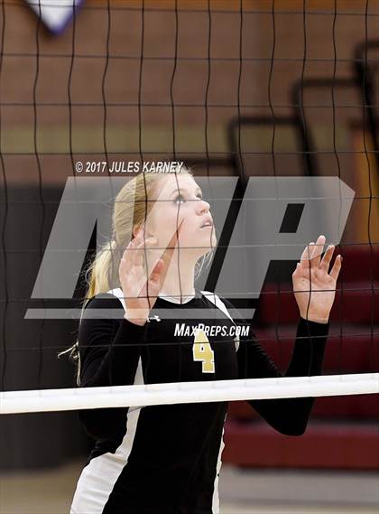 Thumbnail 3 in Clark vs. Faith Lutheran photogallery.
