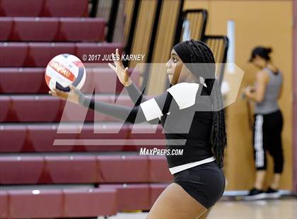 Thumbnail 3 in Clark vs. Faith Lutheran photogallery.