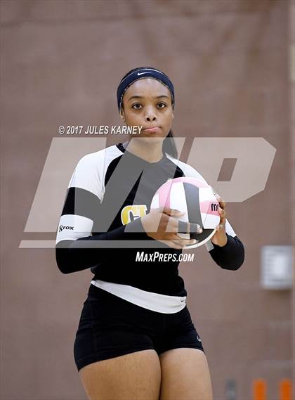 Thumbnail 1 in Clark vs. Faith Lutheran photogallery.