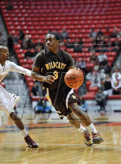 Thumbnail 1 in El Camino vs. Mission Hills (CIF SDS D1 Final) photogallery.