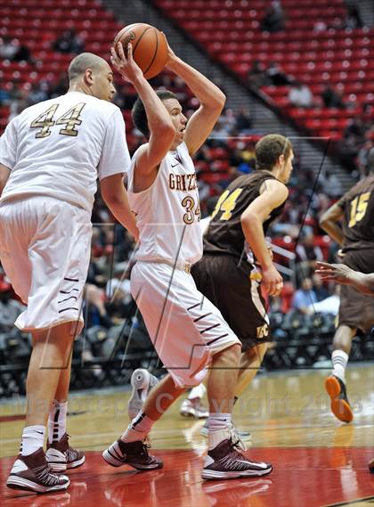 Thumbnail 3 in El Camino vs. Mission Hills (CIF SDS D1 Final) photogallery.