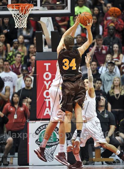 Thumbnail 1 in El Camino vs. Mission Hills (CIF SDS D1 Final) photogallery.