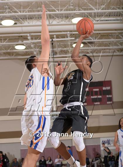 Thumbnail 3 in Bentonville @ King (MaxPreps Holiday Classic) photogallery.