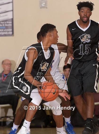 Thumbnail 3 in Bentonville @ King (MaxPreps Holiday Classic) photogallery.