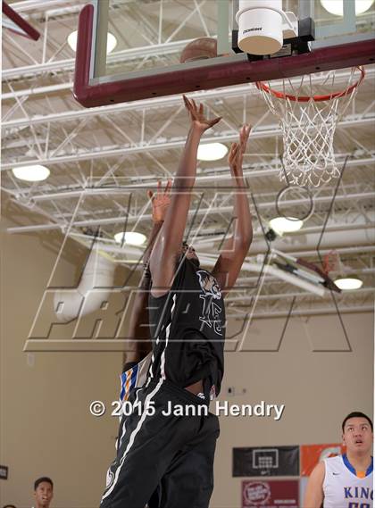 Thumbnail 2 in Bentonville @ King (MaxPreps Holiday Classic) photogallery.