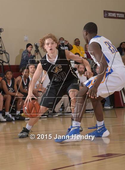 Thumbnail 1 in Bentonville @ King (MaxPreps Holiday Classic) photogallery.