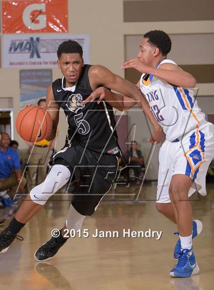 Thumbnail 2 in Bentonville @ King (MaxPreps Holiday Classic) photogallery.