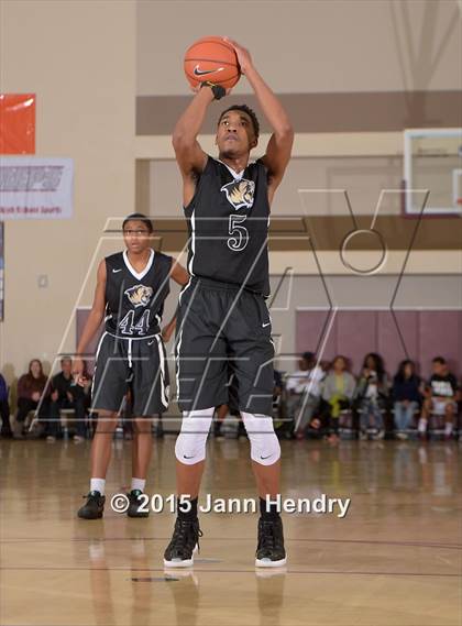 Thumbnail 1 in Bentonville @ King (MaxPreps Holiday Classic) photogallery.