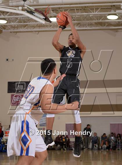 Thumbnail 1 in Bentonville @ King (MaxPreps Holiday Classic) photogallery.
