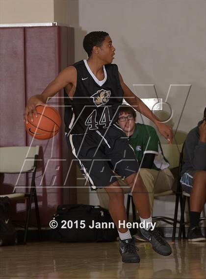 Thumbnail 1 in Bentonville @ King (MaxPreps Holiday Classic) photogallery.