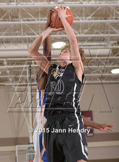 Thumbnail 3 in Bentonville @ King (MaxPreps Holiday Classic) photogallery.