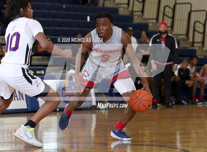 Thumbnail 2 in Miramar vs. Durango (Tarkanian Classic) photogallery.