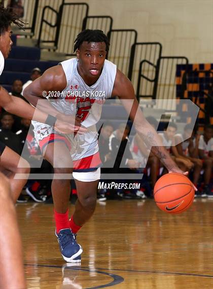 Thumbnail 2 in Miramar vs. Durango (Tarkanian Classic) photogallery.