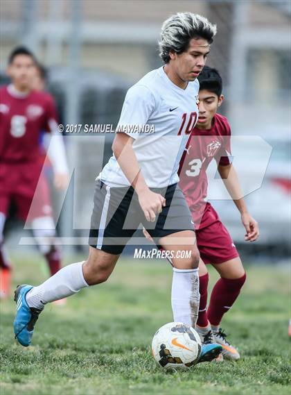 Thumbnail 2 in Taft vs Van Nuys (LA Invitational) photogallery.
