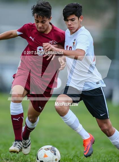 Thumbnail 2 in Taft vs Van Nuys (LA Invitational) photogallery.