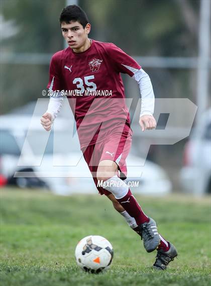 Thumbnail 2 in Taft vs Van Nuys (LA Invitational) photogallery.