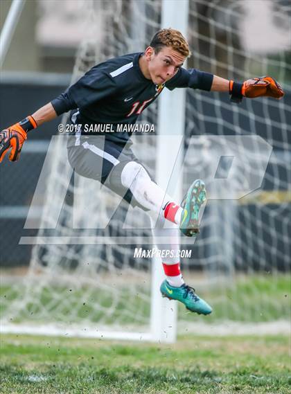 Thumbnail 2 in Taft vs Van Nuys (LA Invitational) photogallery.