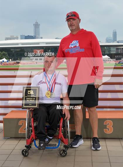 Thumbnail 2 in UIL Track and Field Wheelchair Division (Awards) photogallery.