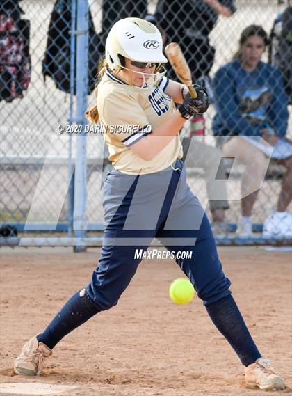 Thumbnail 1 in Desert Vista vs. Gila Ridge (Westwood-Dobson Softball Invitational) photogallery.