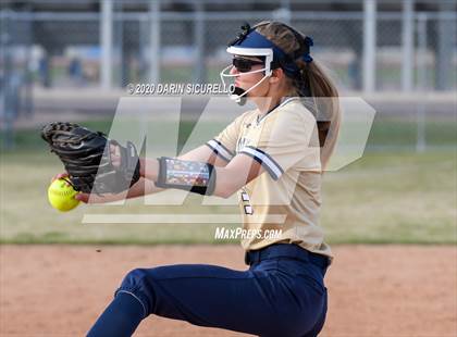 Thumbnail 2 in Desert Vista vs. Gila Ridge (Westwood-Dobson Softball Invitational) photogallery.