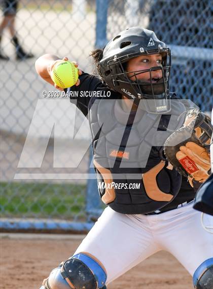 Thumbnail 1 in Desert Vista vs. Gila Ridge (Westwood-Dobson Softball Invitational) photogallery.