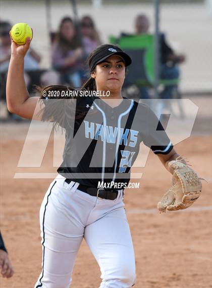 Thumbnail 3 in Desert Vista vs. Gila Ridge (Westwood-Dobson Softball Invitational) photogallery.