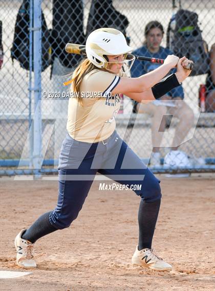Thumbnail 1 in Desert Vista vs. Gila Ridge (Westwood-Dobson Softball Invitational) photogallery.