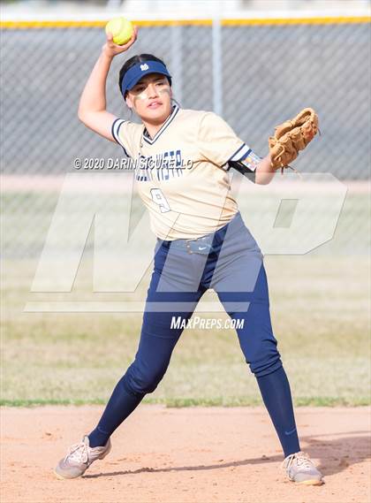 Thumbnail 1 in Desert Vista vs. Gila Ridge (Westwood-Dobson Softball Invitational) photogallery.