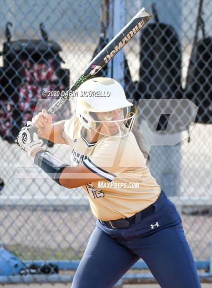 Thumbnail 3 in Desert Vista vs. Gila Ridge (Westwood-Dobson Softball Invitational) photogallery.