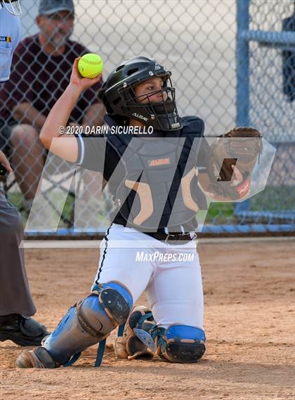Thumbnail 1 in Desert Vista vs. Gila Ridge (Westwood-Dobson Softball Invitational) photogallery.