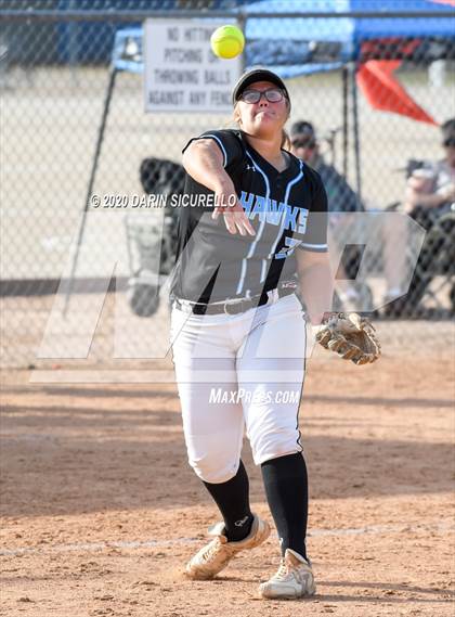 Thumbnail 3 in Desert Vista vs. Gila Ridge (Westwood-Dobson Softball Invitational) photogallery.