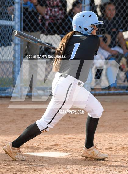 Thumbnail 2 in Desert Vista vs. Gila Ridge (Westwood-Dobson Softball Invitational) photogallery.