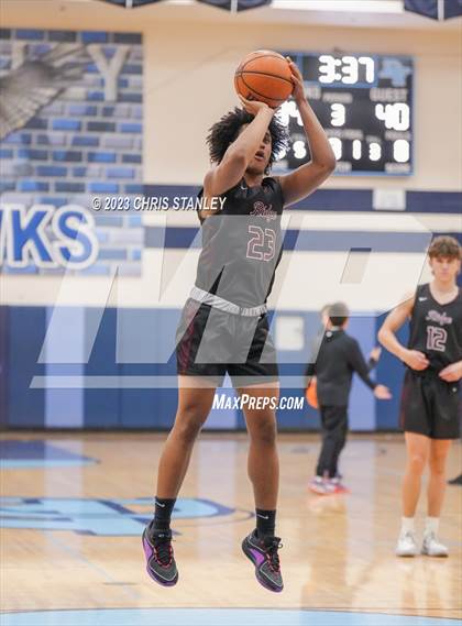 Thumbnail 3 in Mountain Ridge vs. Verrado (Hoopsgiving Tournament) photogallery.