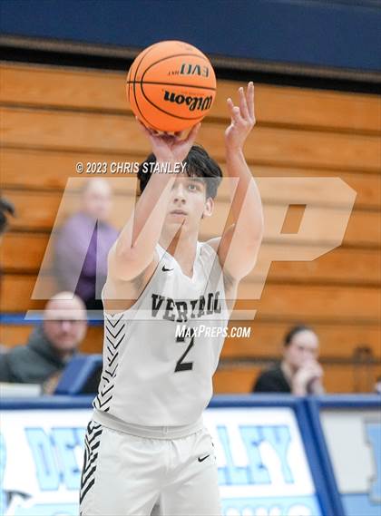 Thumbnail 2 in Mountain Ridge vs. Verrado (Hoopsgiving Tournament) photogallery.