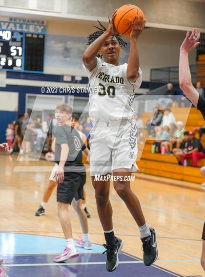 Thumbnail 3 in Mountain Ridge vs. Verrado (Hoopsgiving Tournament) photogallery.