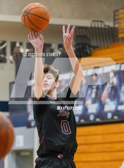 Thumbnail 1 in Mountain Ridge vs. Verrado (Hoopsgiving Tournament) photogallery.