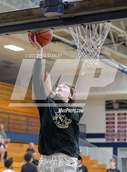 Thumbnail 2 in Mountain Ridge vs. Verrado (Hoopsgiving Tournament) photogallery.