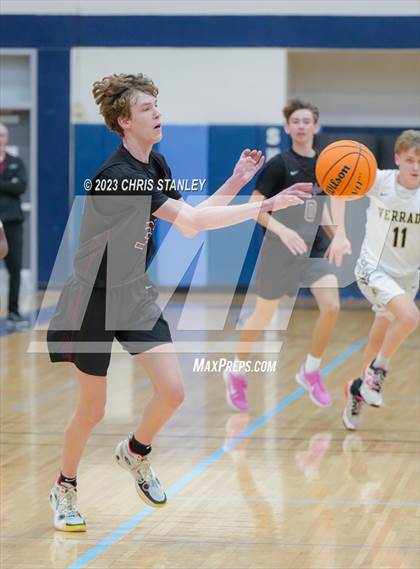 Thumbnail 1 in Mountain Ridge vs. Verrado (Hoopsgiving Tournament) photogallery.