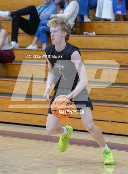 Thumbnail 2 in Mountain Ridge vs. Verrado (Hoopsgiving Tournament) photogallery.