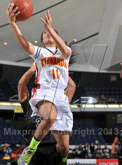 Thumbnail 2 in Santiago vs. Etiwanda (CIF SS DIV 1AA Final) photogallery.